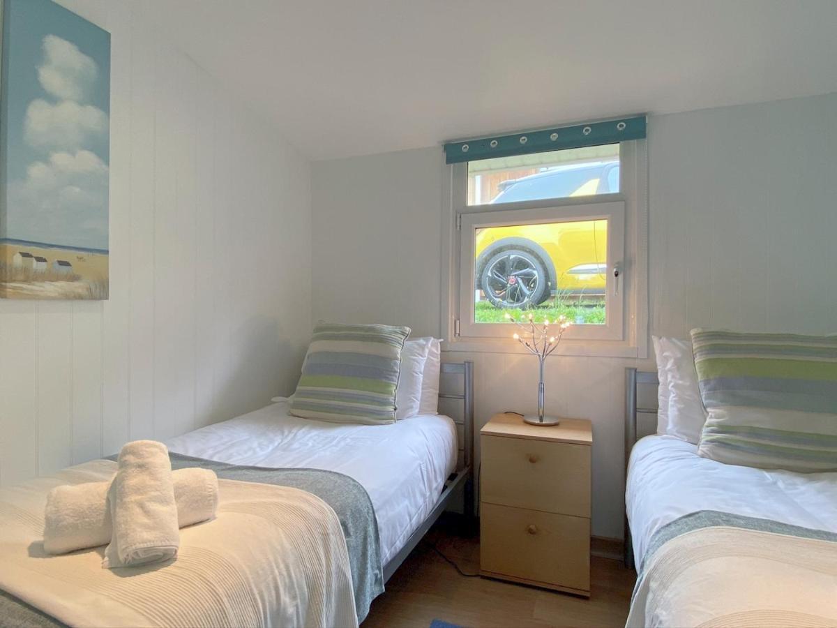 Pass The Keys Gower Beach Staycation Caswell Bay - Sleeps 4 Swansea Buitenkant foto